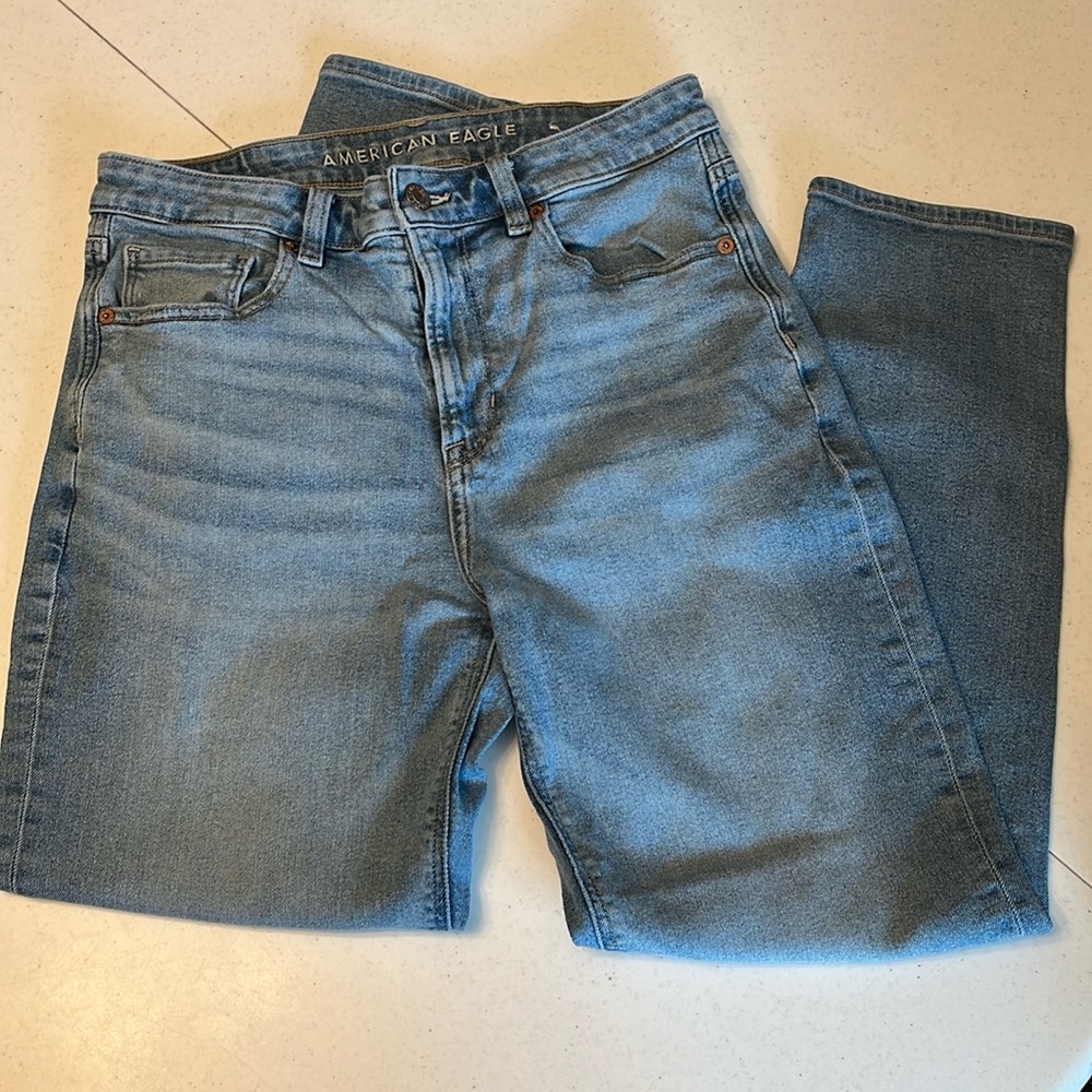 American Eagle Mom Jean